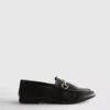 Mocassins com detalhe de freio
