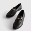 Mocassins com detalhe de freio