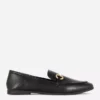 Mocassins com fivela em imitação de couro