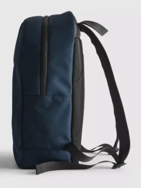 Mochila ajustável