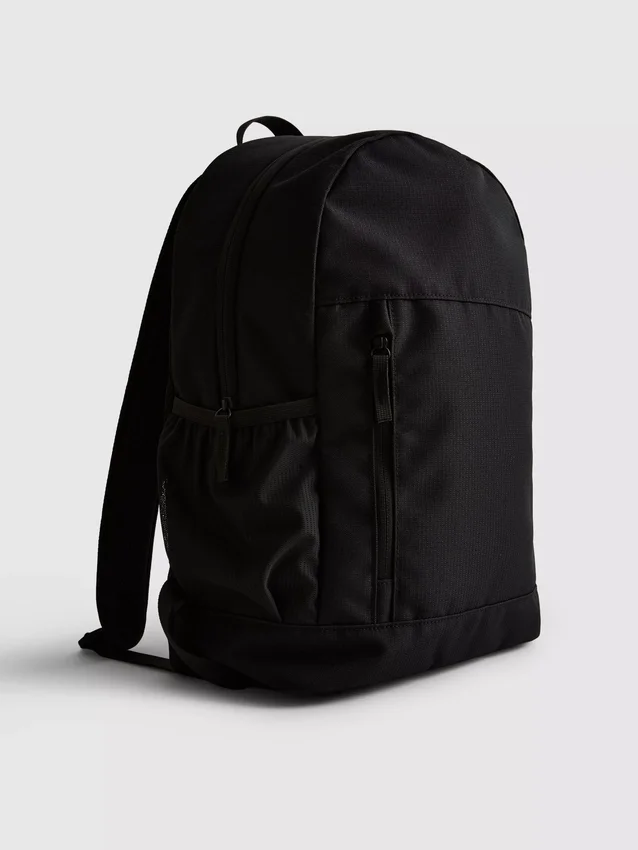 Mochila ajustável