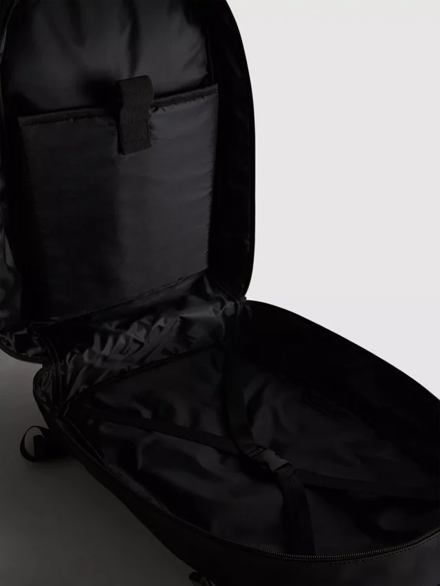 Mochila de transporte com fecho de correr