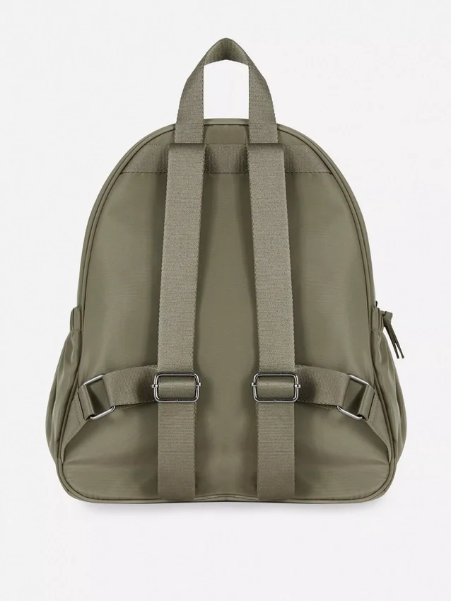 Mochila em poliéster