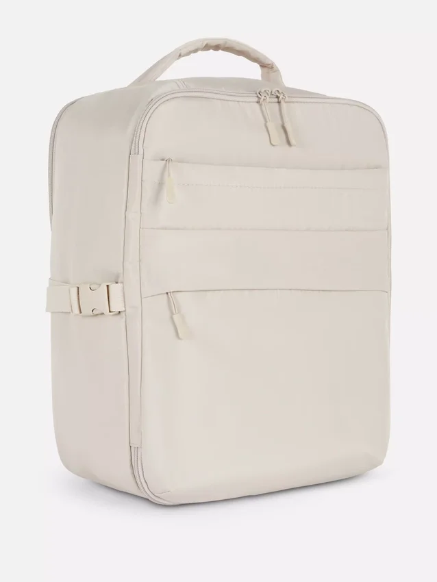 Mochila para colocar debaixo do assento