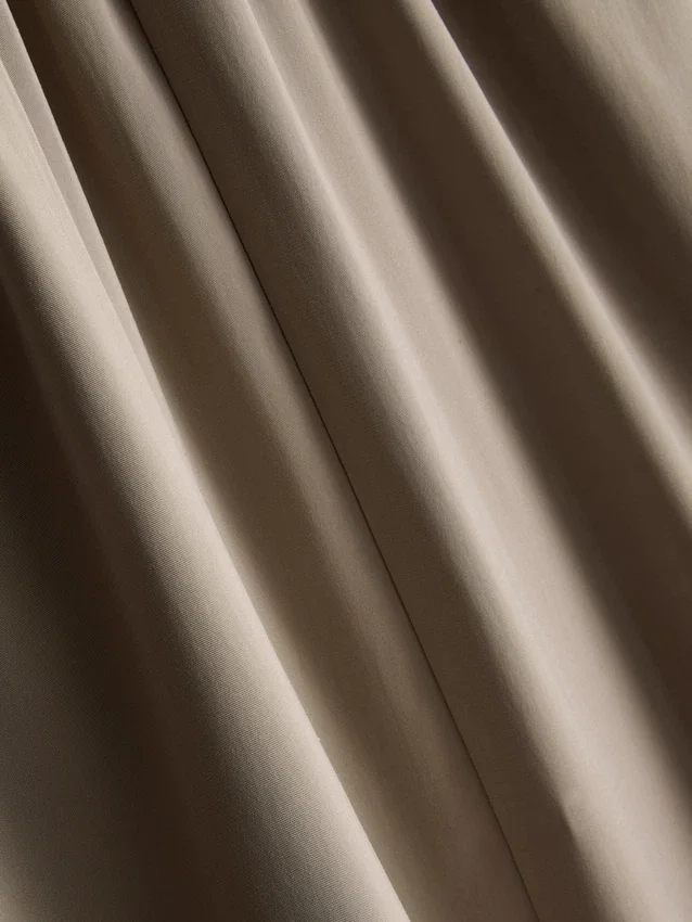 O vestido maxi trapézio da coleção «The Edit»