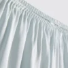 Os calções de pijama em mistura de seda da The Edit