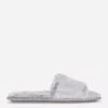 Pantufas de piel sintética