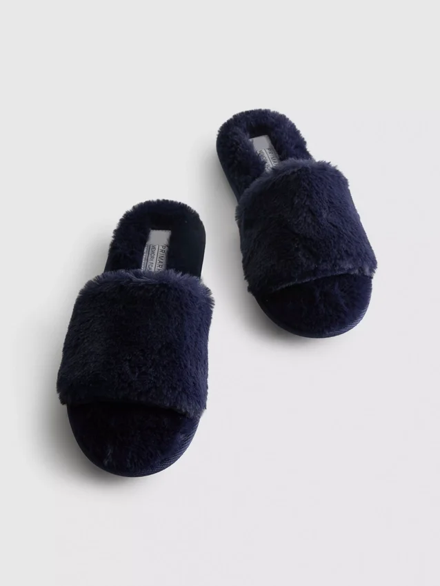 Pantufas fofas con fajas cruzadas