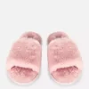 Pantufas fofas con fajas cruzadas