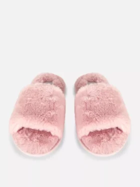 Pantufas fofas con fajas cruzadas