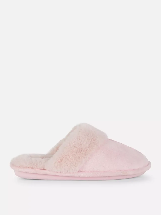 Pantufas tipo mule felpudas