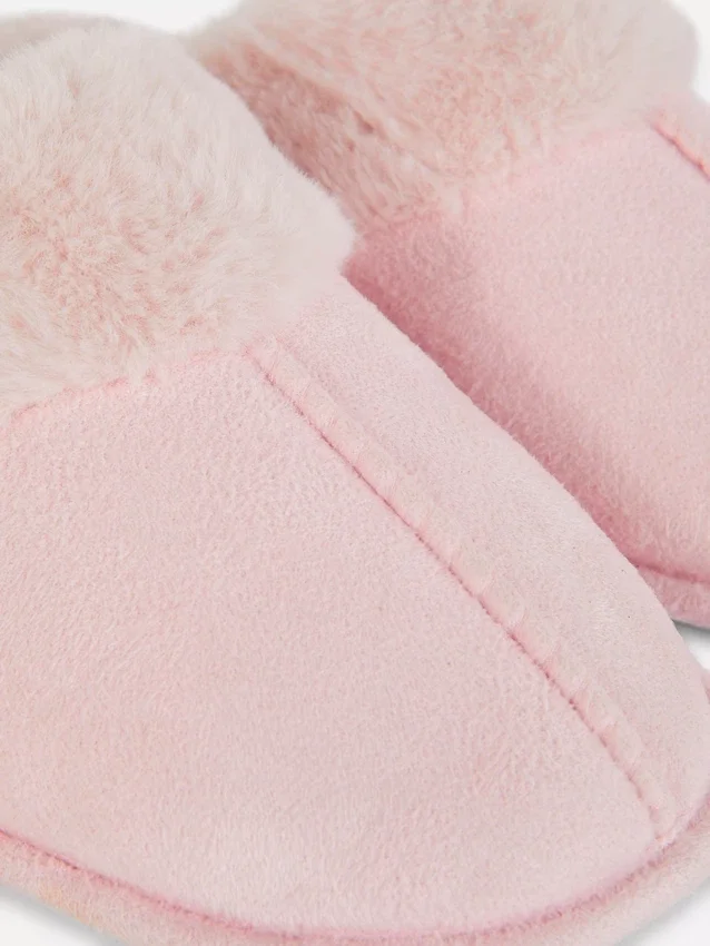 Pantufas tipo mule felpudas