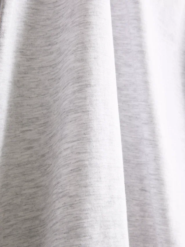 Pijama com t-shirt e calções