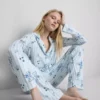 Pijamas boyfriend às riscas do Stitch da Disney