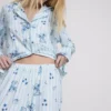 Pijamas boyfriend às riscas do Stitch da Disney