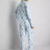 Pijamas boyfriend às riscas do Stitch da Disney