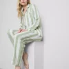 Pijamas boyfriend às riscas em algodão