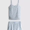 Pijamas com camisola estampada e calções