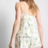 Pijamas com camisola sem mangas e calções