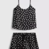 Pijamas com camisola sem mangas e calções