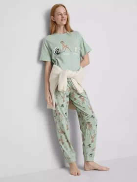 Pijamas com estampado do Bambi da Disney