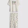 Pijamas com personagem Snoopy dos Peanuts