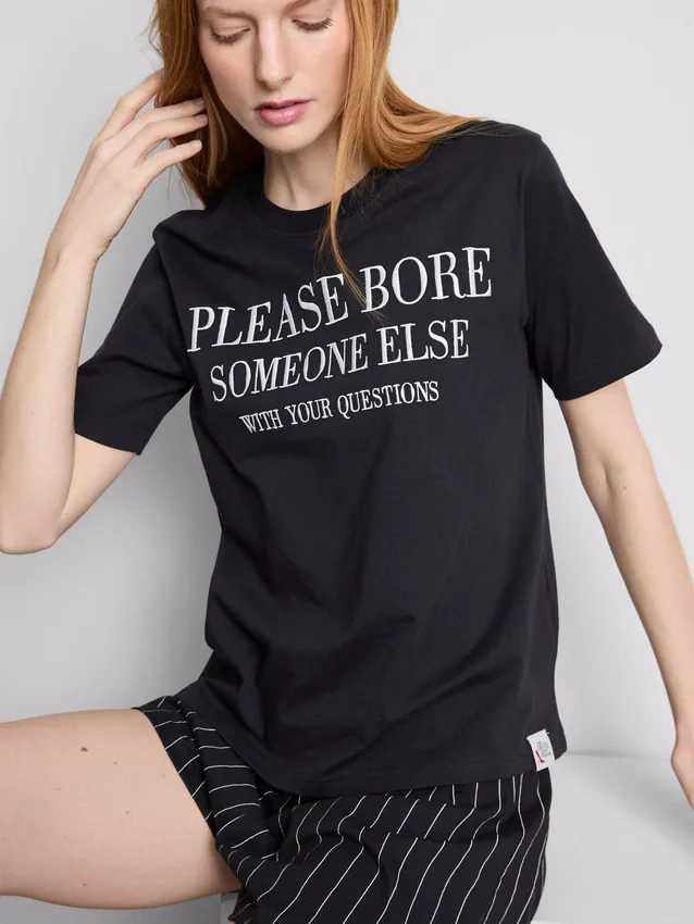 Pijamas curto com o slogan «O Diabo Veste Prada»