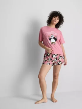 Pijamas curto com personagem do Kung Fu Panda