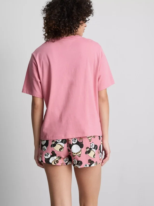 Pijamas curto com personagem do Kung Fu Panda