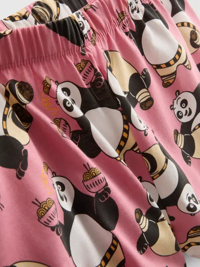 Pijamas curto com personagem do Kung Fu Panda