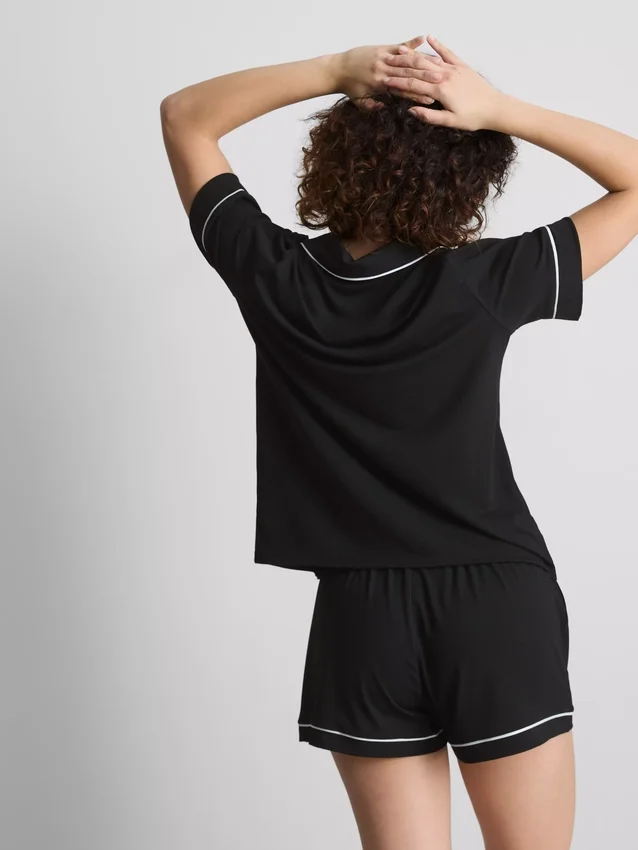 Pijamas curto estilo «boyfriend»