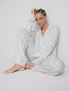 Pijamas estilo «boyfriend» da Marie, da série «Os Aristogatos» da Disney