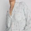 Pijamas estilo «boyfriend» da Marie, da série «Os Aristogatos» da Disney