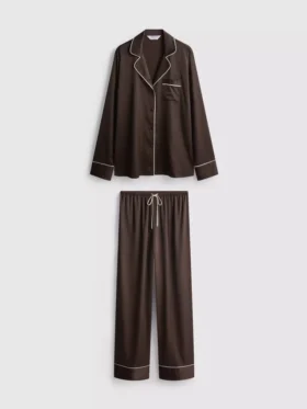 Pijamas estilo boyfriend em cetim