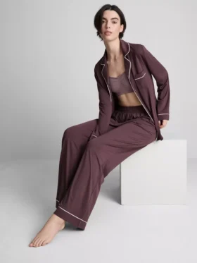 Pijamas estilo «boyfriend» em jersey com debrum