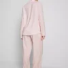 Pijamas estilo «boyfriend» em jersey às riscas