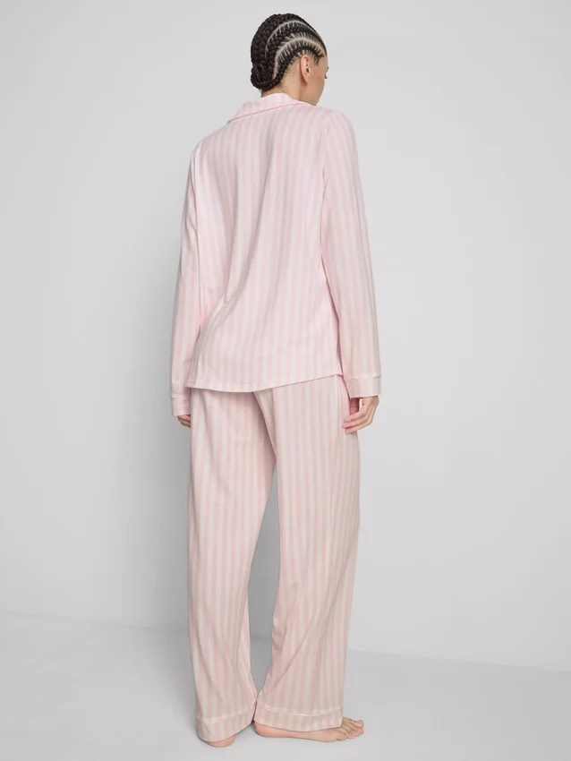 Pijamas estilo «boyfriend» em jersey às riscas