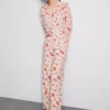 Pijamas estilo «boyfriend» estampados