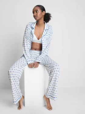 Pijamas estilo «boyfriend» estampados