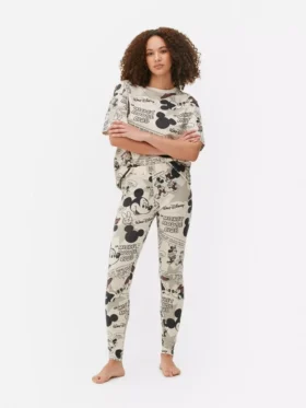 Pijamas retro com motivos de banda desenhada do Mickey Mouse da Disney