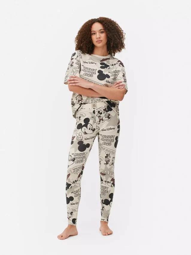 Pijamas retro com motivos de banda desenhada do Mickey Mouse da Disney