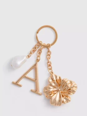 Porta-chaves com flor e inicial