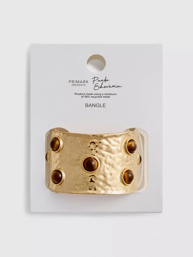 Pulseira com detalhes em contas da Paula Echevarría