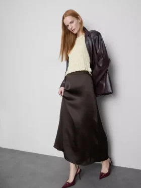 Saia maxi circular em cetim