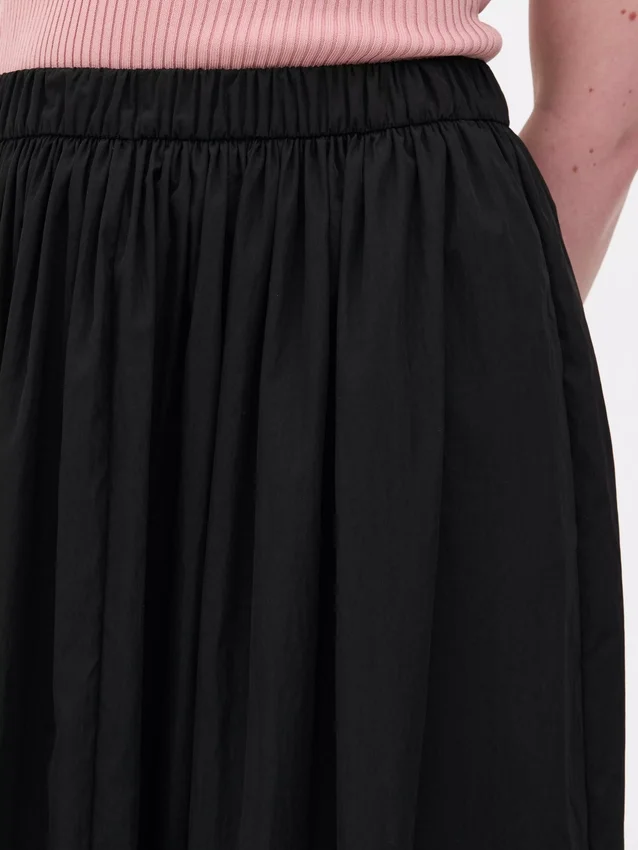 Saia maxi com cintura franzida