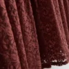 Saia midi em renda enrugada com camadas da Paula Echevarría