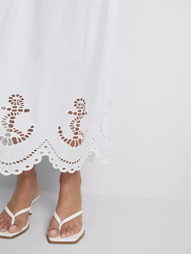 Saias midi de algodão com ilhós de estilo náutico
