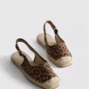 Sandálias de espadrilha com tiras traseiras