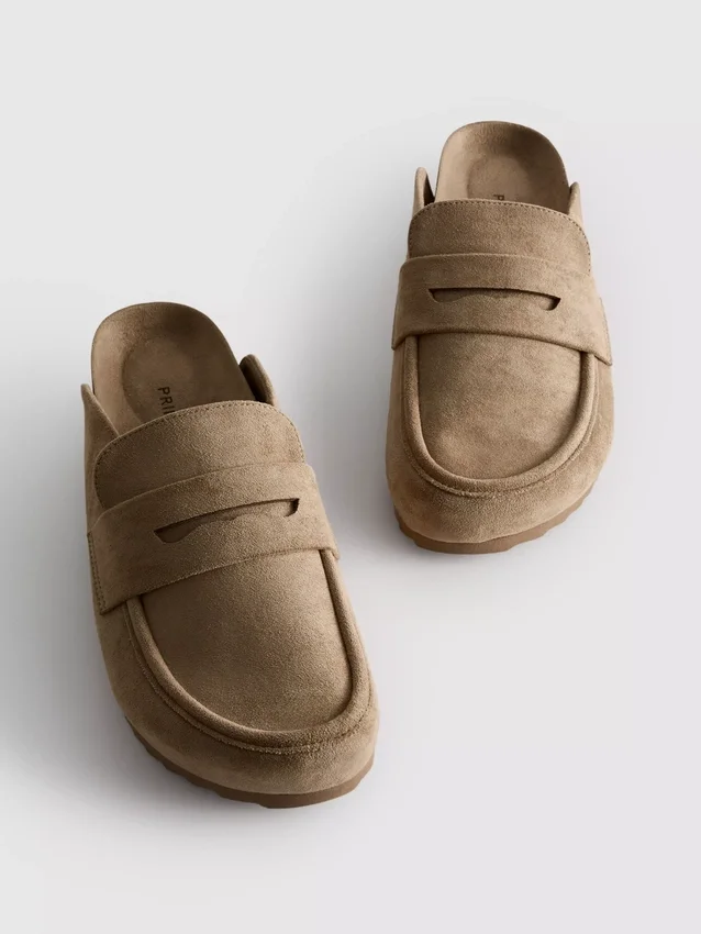 Sandálias tipo mocassim
