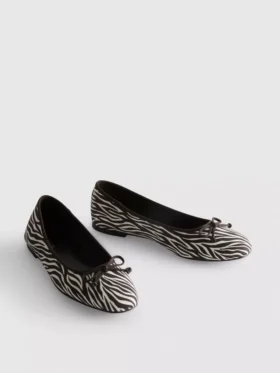 Sapatilhas de bailarina com laço